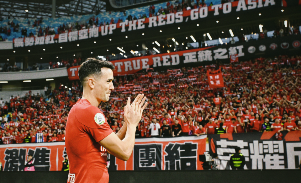 星空体育下载-周定洋自宣离队！媒体人热议：已经在深圳，非得不做英雄太可惜